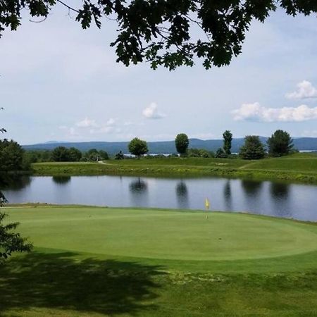 Beautiful Spacious Home W/ Game Room. Gilford Bagian luar foto